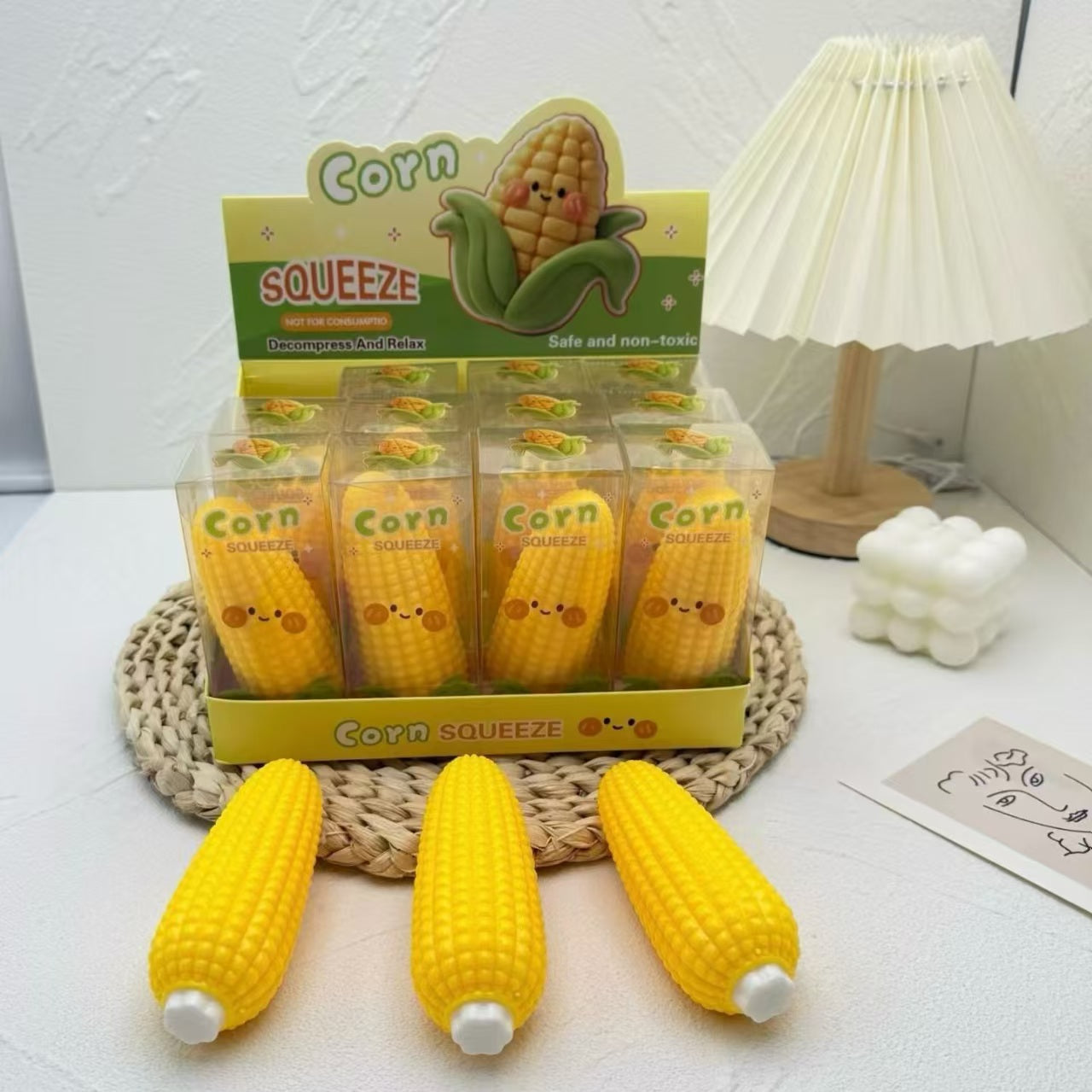 CRUNCHY CORN SQUISHY 11CM