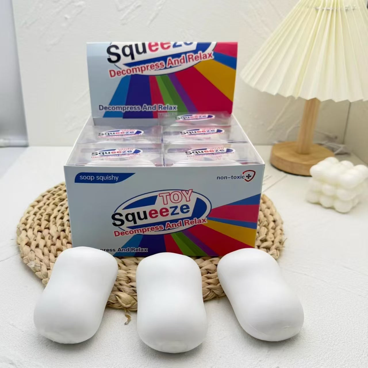 CRUNCHY WHITE SOAP SQUISHY 9CM