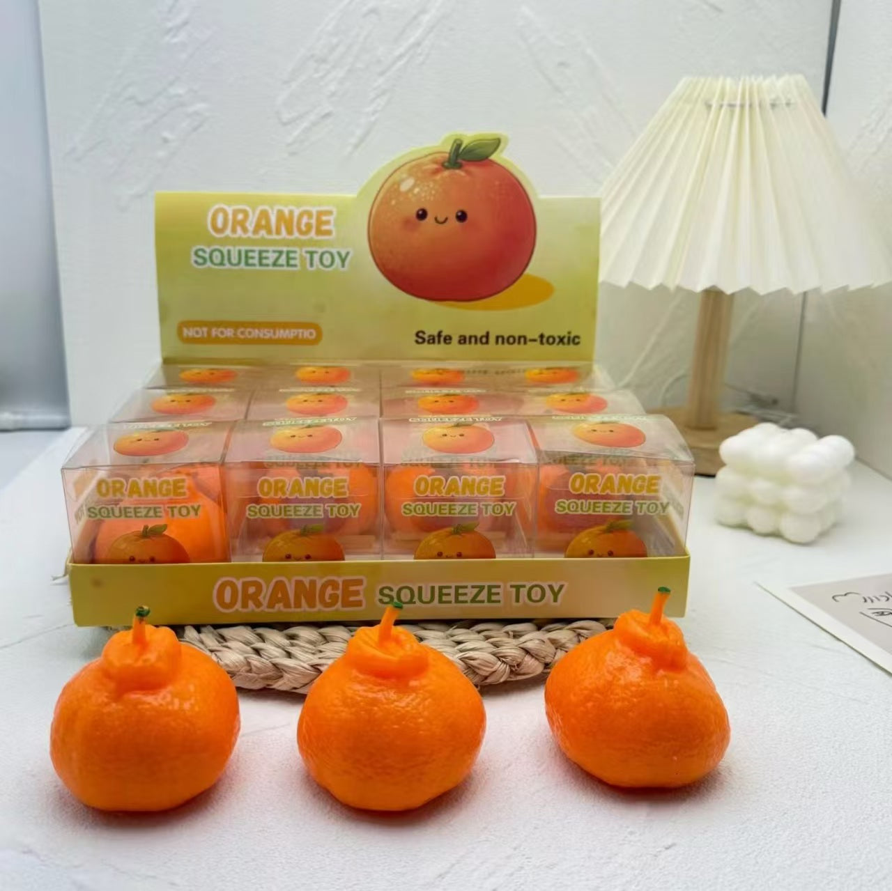 CRUNCHY ORANGE SQUISHY 6CM