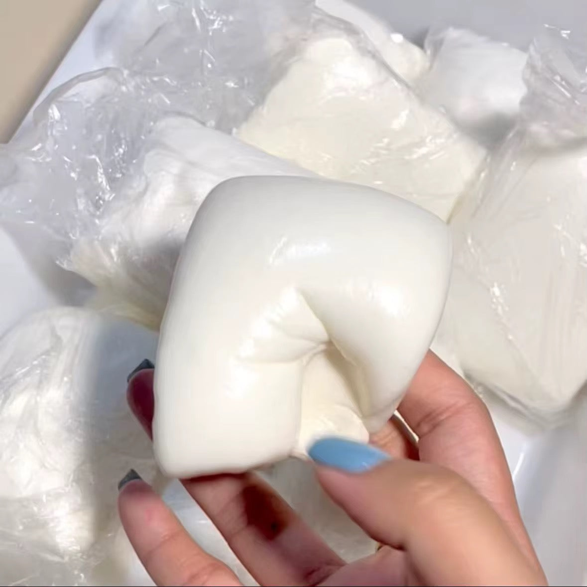 Sticky Slow Rise Pillow Mashmellow White Squishy